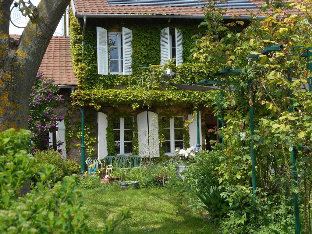 Chambres d'hôtes Au presbytère Racrange Esterno foto